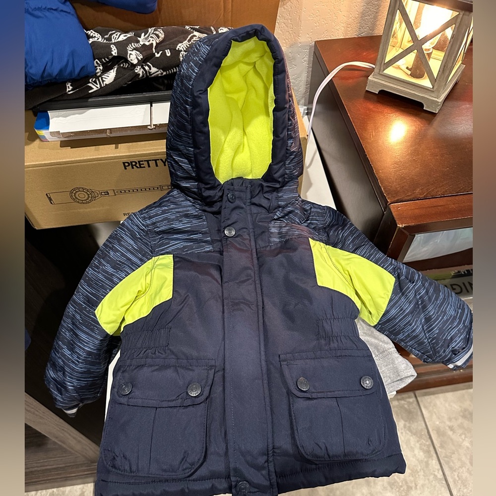 Oshkosh B’gosh size 18months